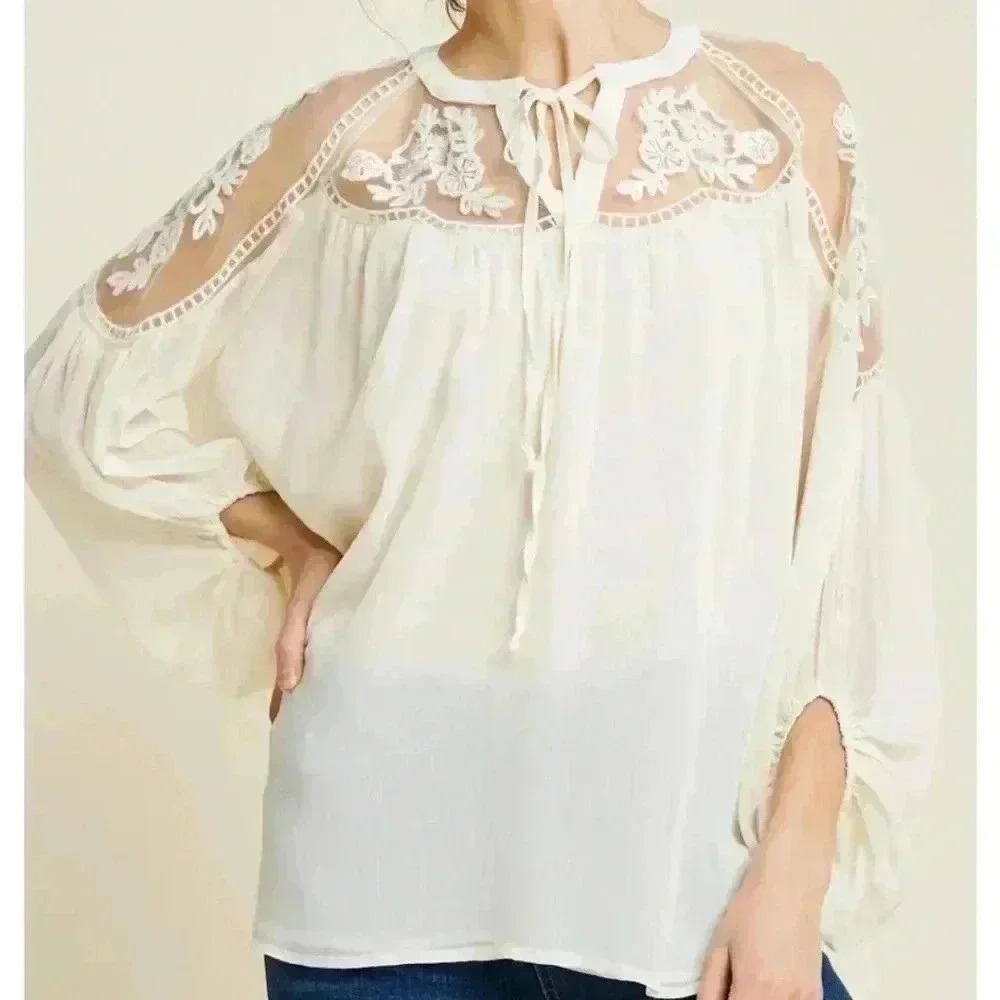 Hayden LA Sheer Tie Front‎ Peasant Top Cream Size M/L